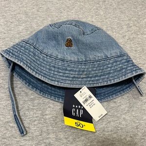 Brand new Gap bucket hat